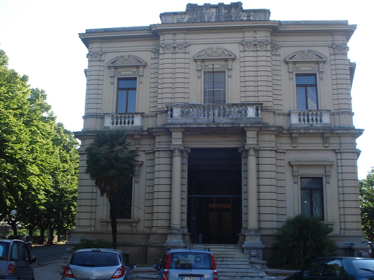 Dëgjimi i tregimeve dhe loja në natyrë zhvillojnë kujtesën e fëmijëve