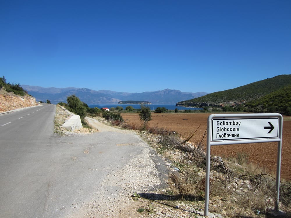 Pse reagoi zv/drejtori i burgut të Kumanovës kundër tabelave pa gjuhën shqipe?