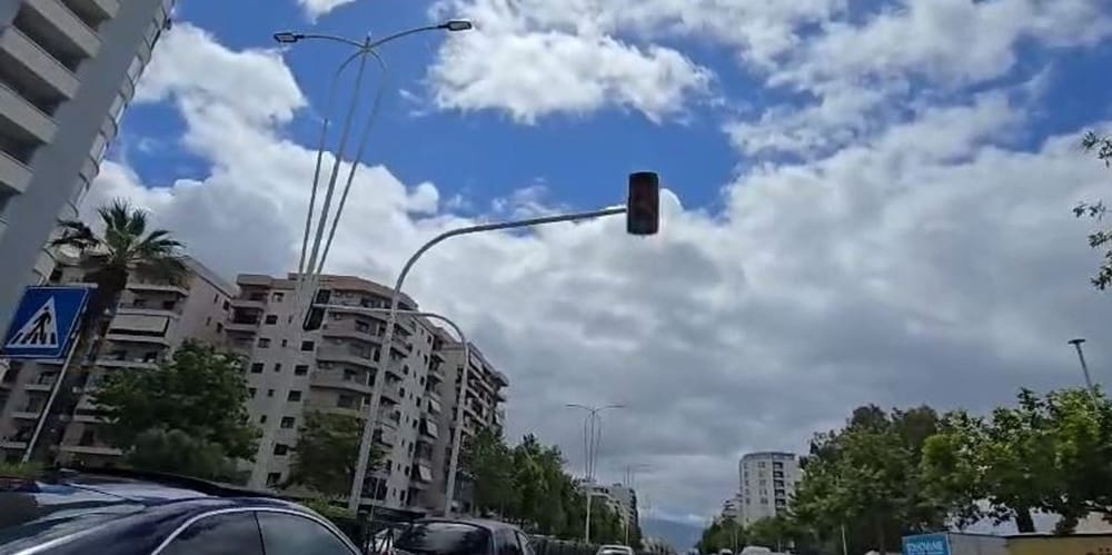 Pse rikthen Vlora semaforët pas vitesh?
