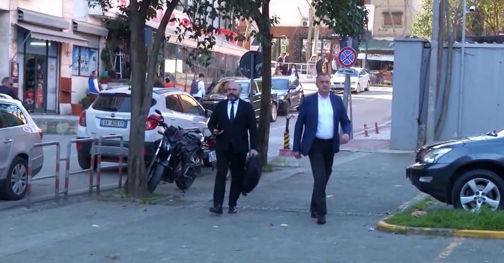 Pse kërkon Beqaj që gjykata të mos mbajë dy standarde për të njëjtin të paraburgosur?