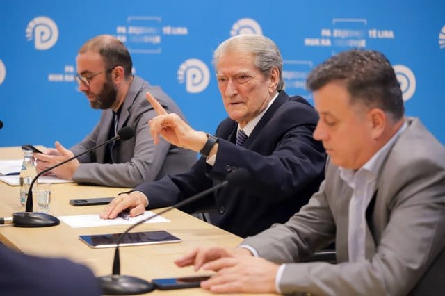 Pse nuk pranon Berisha delegimin e interpelancave nga Rama?