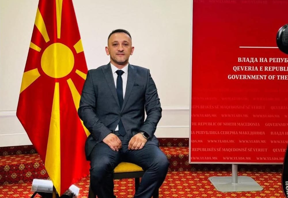 Pse akuzon ish-këshilltari qeveritar Maqedoninë e Veriut për diskriminim gjuhësor?
