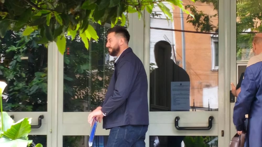 Pse thërret Prokuroria ish-kreun e AKU për helmimin e studentëve?