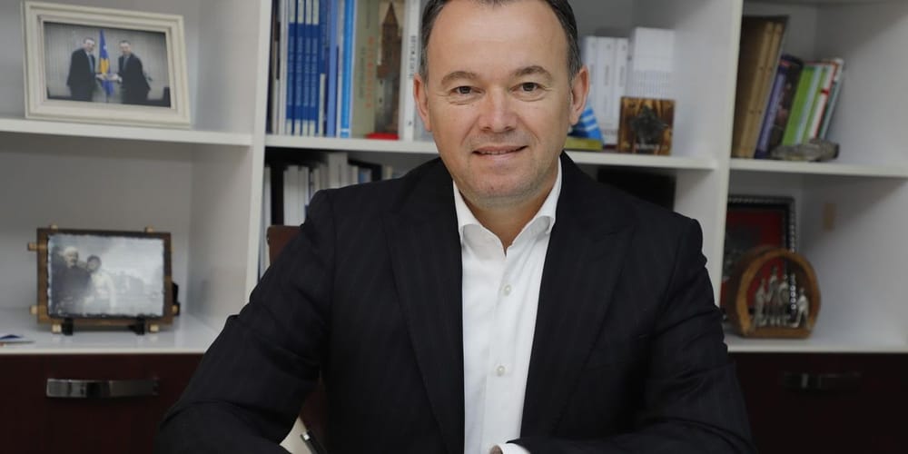 Sa fonde vë në dispozicion Komuna e Mitrovicës për sportin përmes thirrjes publike?