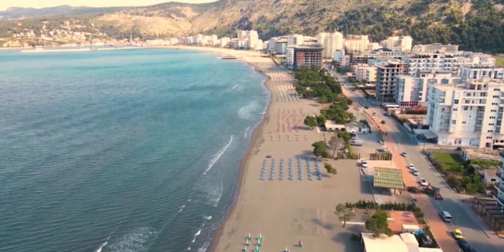 Pse Qeveria shtyu afatin e kontratave për stacionet e plazhit?