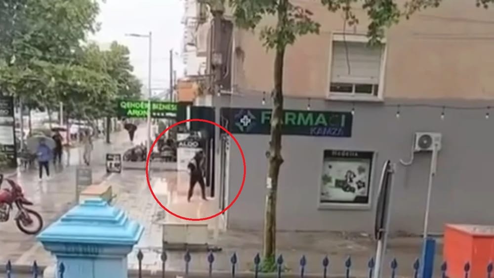 Çfarë tha punonjësja e argjendarisë së grabitur në Kamëz?