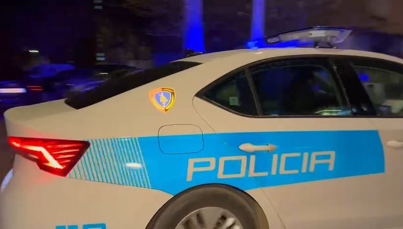 Kush qëlloi me armë zjarri policin 30-vjeçar në zonën e Shkozës?