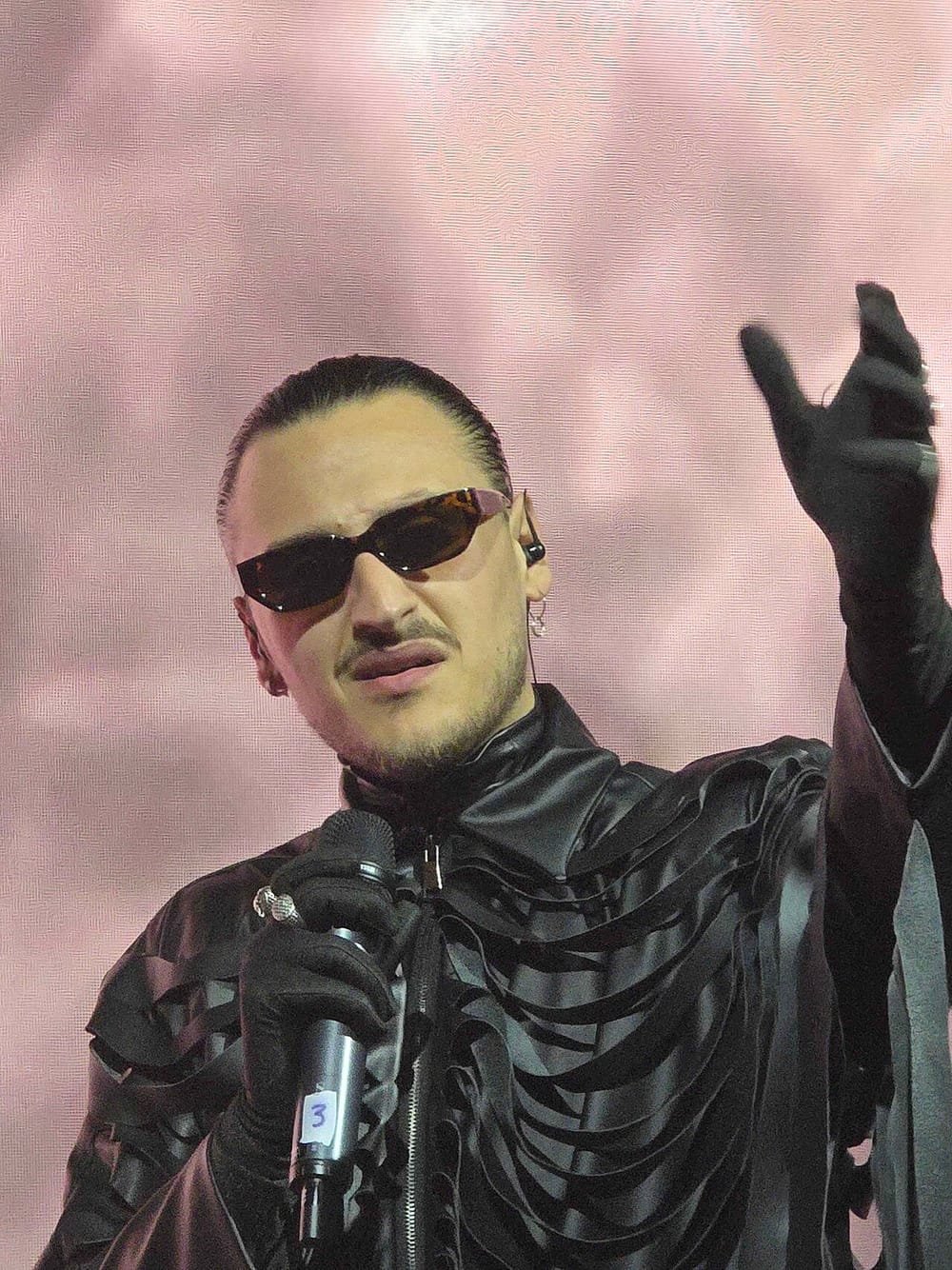 Si e elektrizoi Alis Eurovisionin me këngën "Nan"?