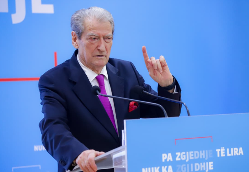 Pse Berisha akuzon News 24 se 'birësoi' Salianjin dhe si reagoi AGSH?