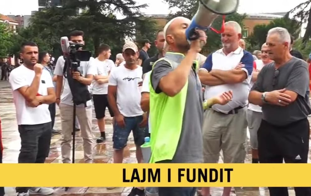 A po eskalon protesta në Shqipëri? Ndiqni LIVE