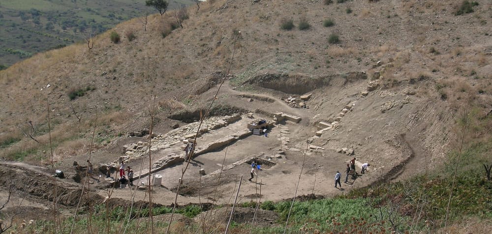 Teatri helenistik i Foinikes (Finiq, Sarandë). Giuseppe.lepore4