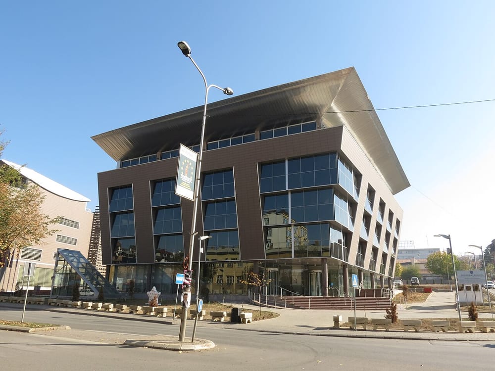 Çfarë parregullsish gjeti Auditori në Ministrinë e Arsimit?