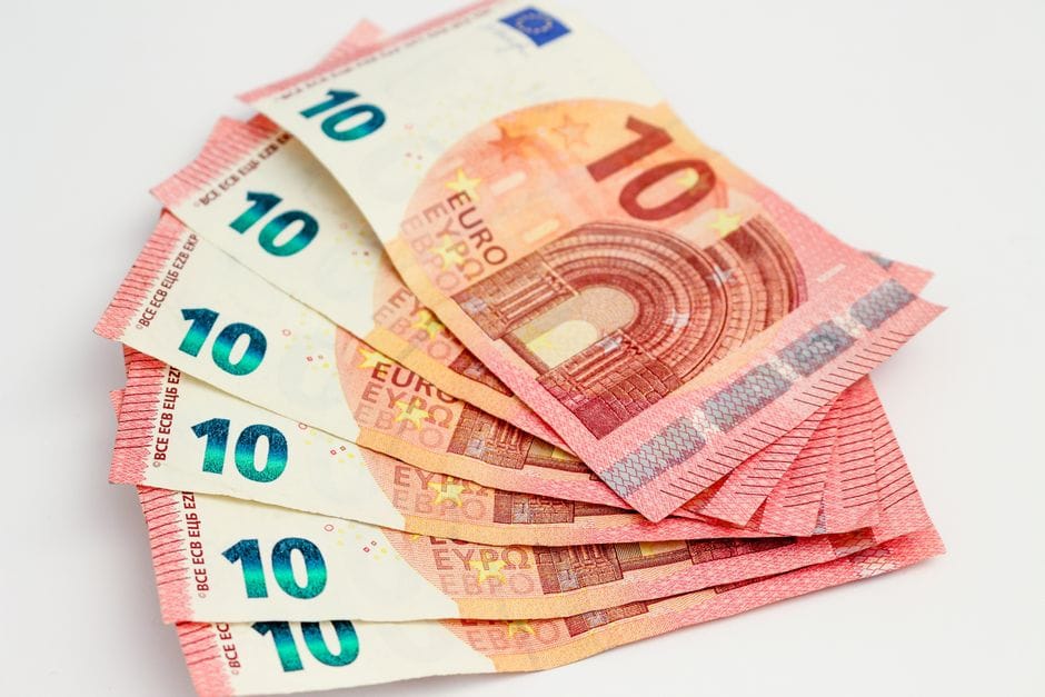 Çfarë tregon gara e 93 miliardë eurove të Francës për Kosovën dhe Shqipërinë?