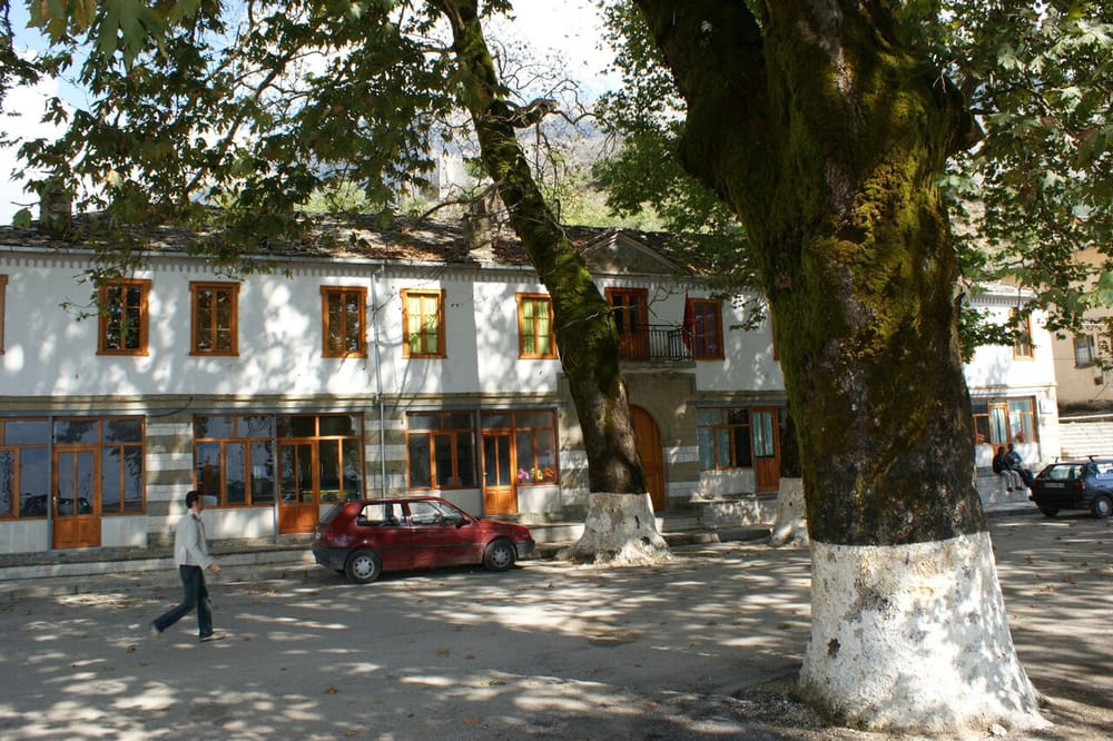Pse teatri i Gjirokastrës zgjedh skenën kundër bullizmit?