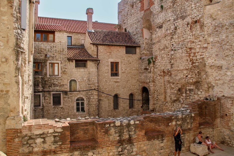 Harta e Perandorisë Romake në kohën e perandorëve ilirianë