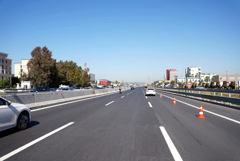 Çfarë mbikalimesh nis ARRSH për këmbësorët në autostradën Tiranë–Durrës?