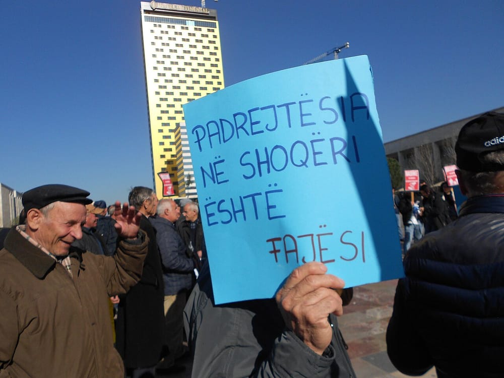 Çfarë kërkojnë protestuesit në ditën e 27-të të mobilizimit në Tiranë?
