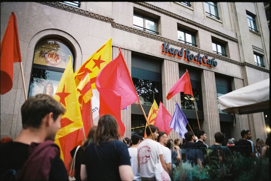 Çfarë thotë Ervin Salianji për protestat para Kryeministrisë?