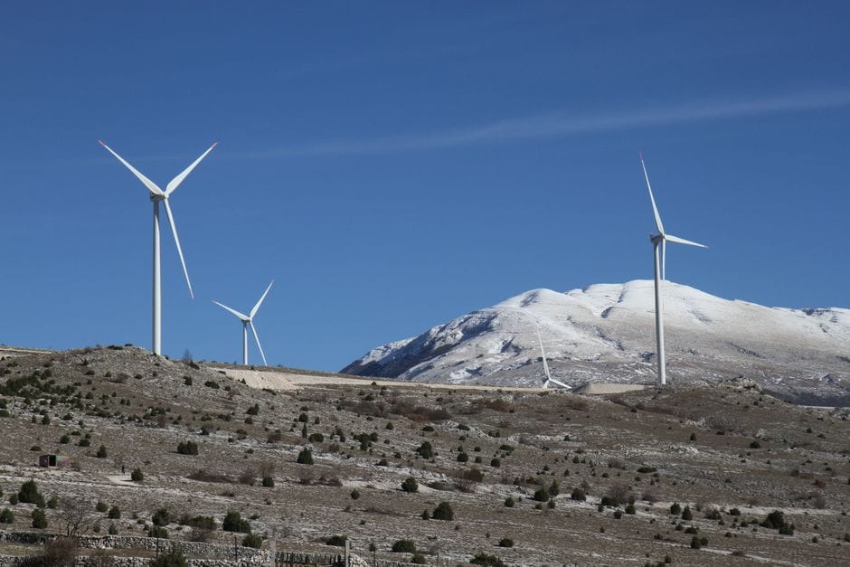 Sa e afërt është Shqipëria të ulë importet me energjinë e erës?