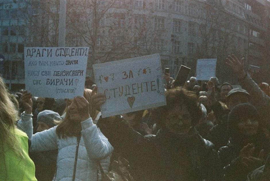 Berisha i thërret studentëve: Çfarë roli u cakton protestës?