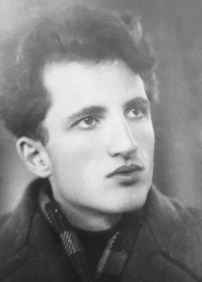Si e nderoi Berna 95-vjetorin e Dritëro Agollit?