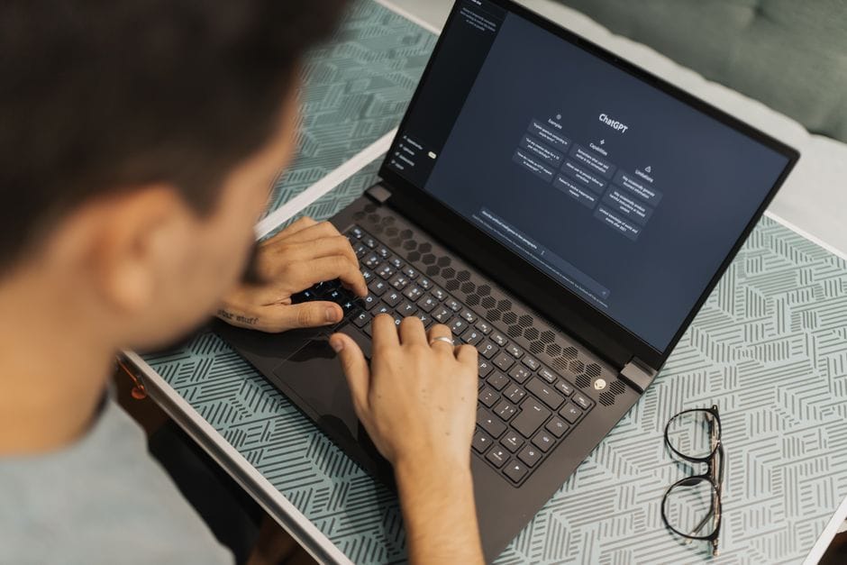 Pse Agon Ahmeti paralajmëron kolaps arsimor nga inteligjenca artificiale?