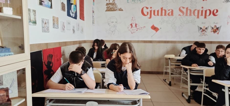 Çfarë mesazhi i dërgoi Kumbaro 25 mijë nxënësve para provimeve të nëntës?