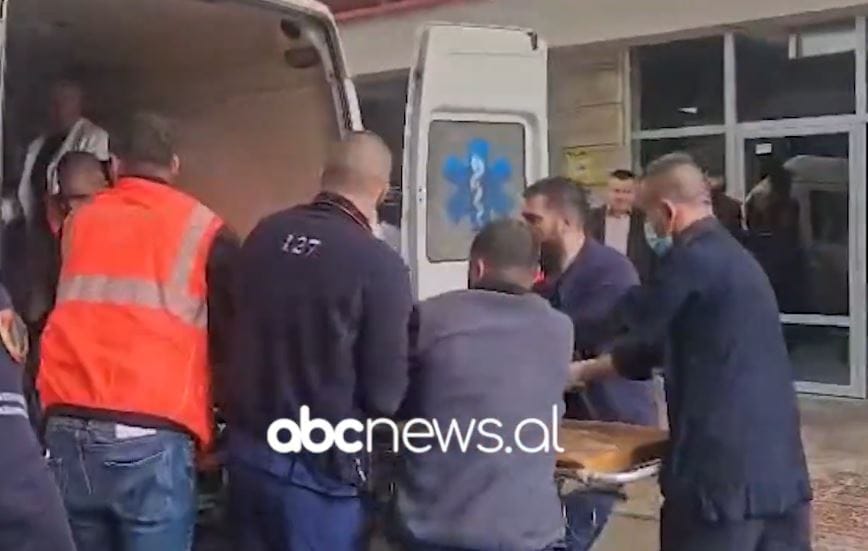 Si mbërriti i plagosur në spital autori i vrasjes së efektivit?
