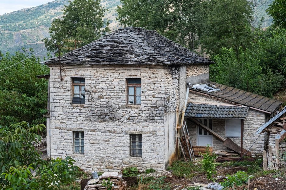 Mësonjëtorja e Korçës (1887): shkolla e parë shqipe që sfidoi ndalimin