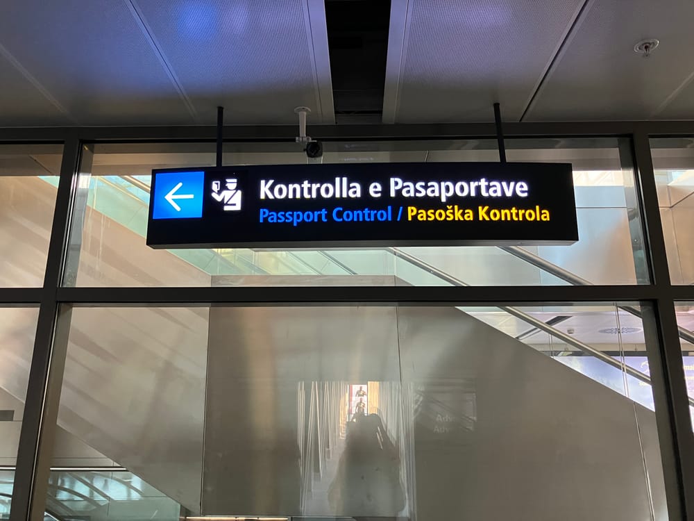 Çfarë dokumente falsifikoi shtetasi turk në Aeroportin e Prishtinës?