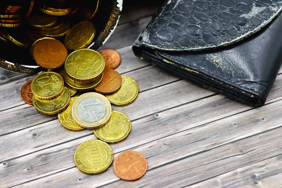 Pensionistët në Kosovë, si po përballen me inflacionin prej 6.8%?