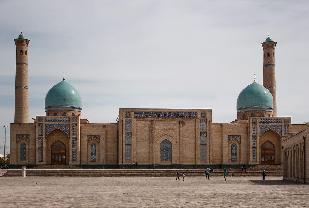 Çfarë synon Begaj me vizitën historike në Uzbekistan?