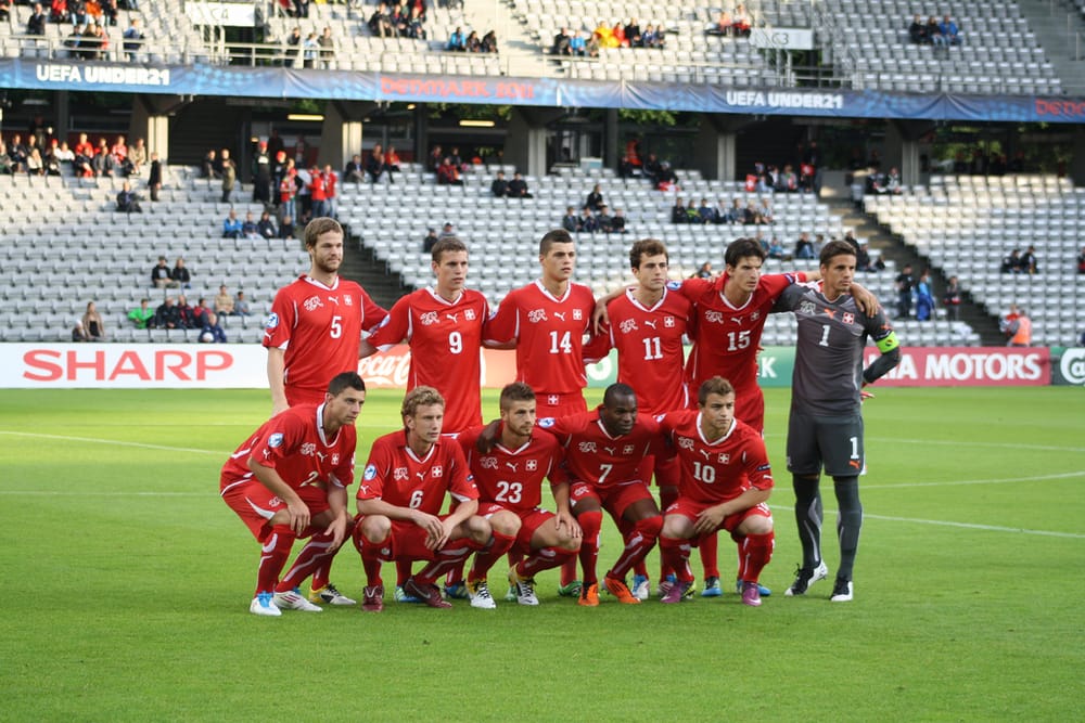 Granit Xhaka në formacionin më të mirë të Botërorit nga "Mirror"