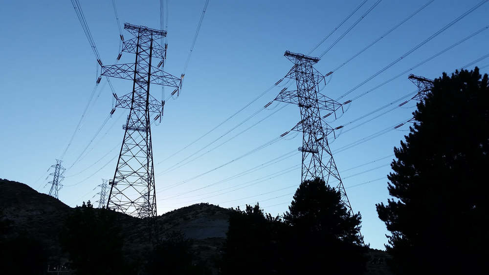 Vdes punonjësi i EVN-së gjatë detyrës në Kriva Pallankë