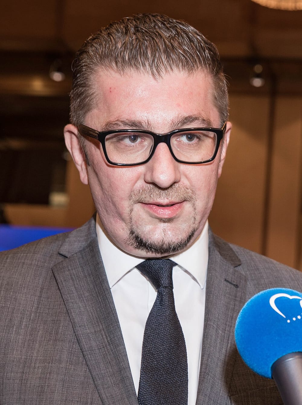 Pse Filipçe akuzon Mickoskin për modele autoritare rajonale?