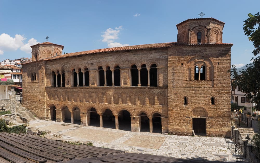 Pse UNESCO-ja bllokon lidhjen me Shqipërinë, por jo ndërtimet ilegale në Ohër?