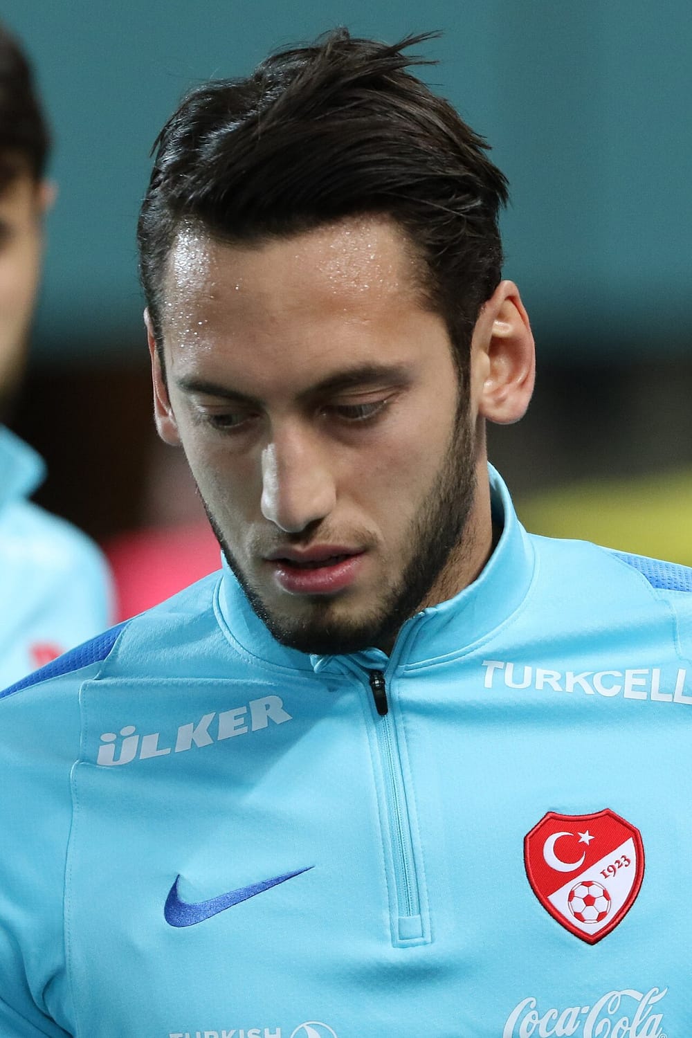 Pse Hakan Çalhanoğlu merr përgjegjësi për eliminimin e Turqisë?