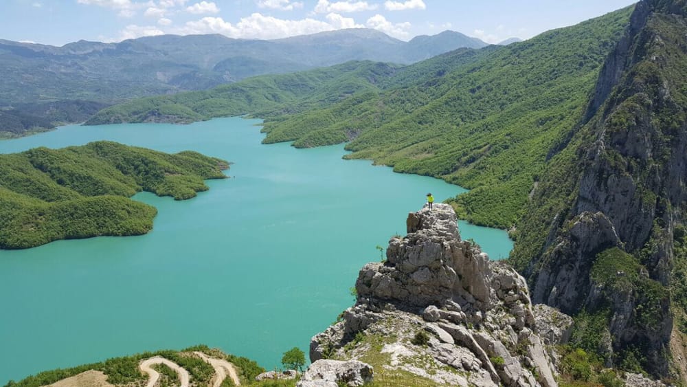 Çfarë tha Meklajd Meçaj para gjykatës për vrasjen e fqinjit në Rrogozhinë?