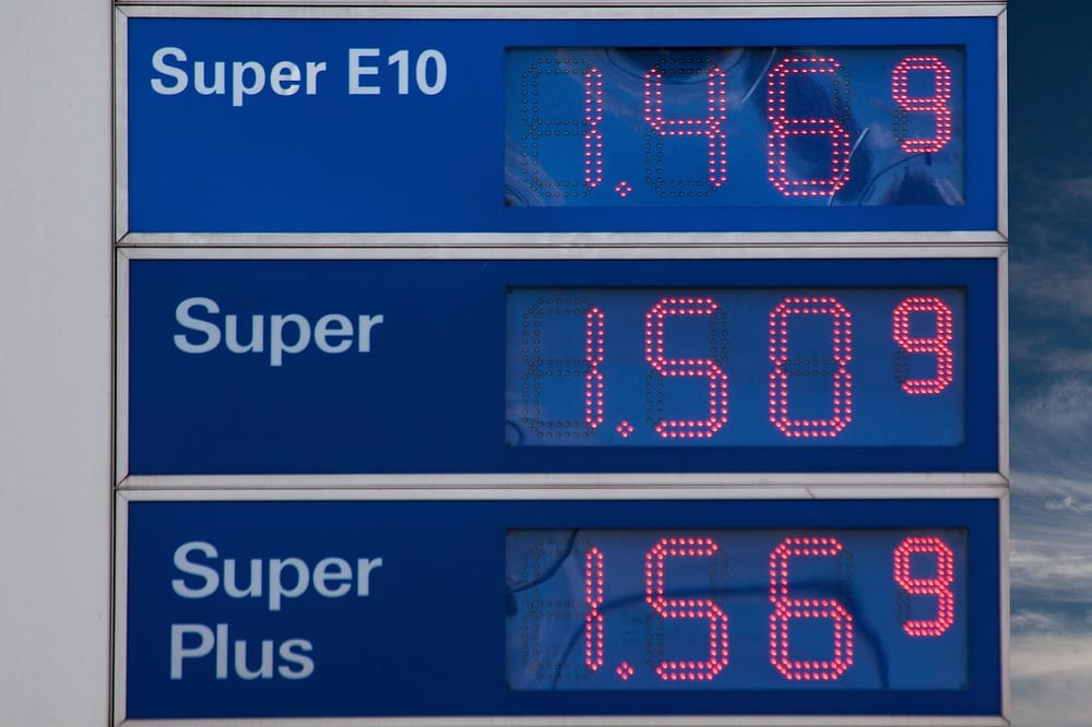 Sa u shtrenjtuan nafta dhe benzina në Maqedoni?