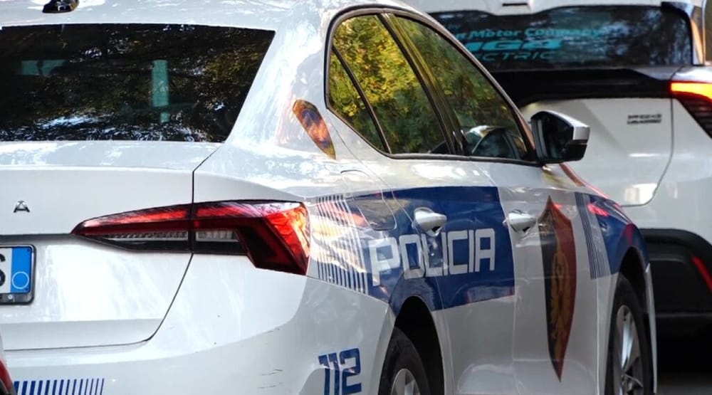 Si u arrestua 38-vjeçari që tentoi të godiste me thikë efektivin e Rrugores?