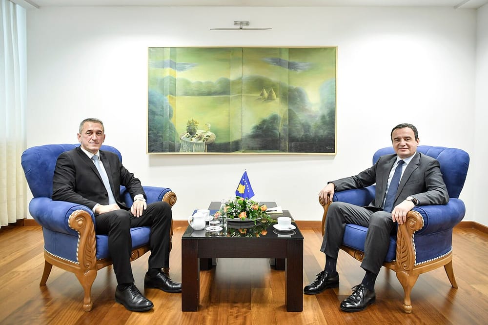 Pse po përjeton Nenad Rashiq fushatën dezinformuese?
