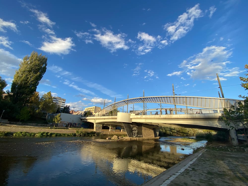 KRU Mitrovica ndërpret ujin në disa lagje për punime