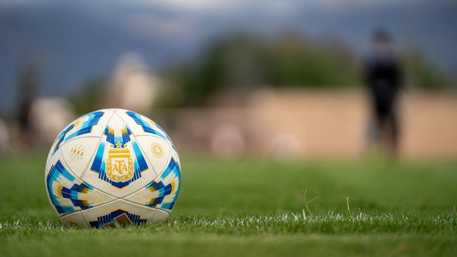 Messi nis si titullar, Argjentina e hap Botërorin ndaj Algjerisë