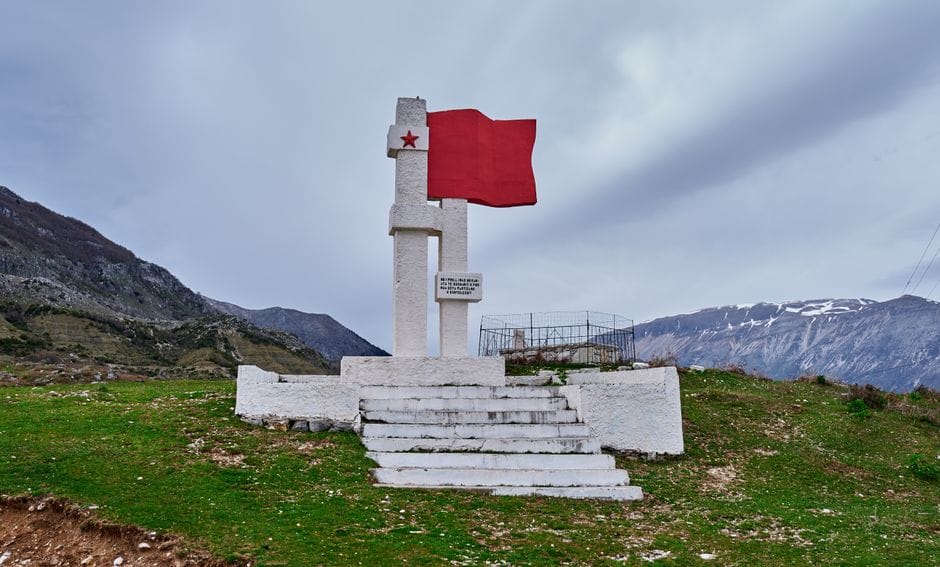 Çlirimi i vitit 1944 dhe marrja e pushtetit