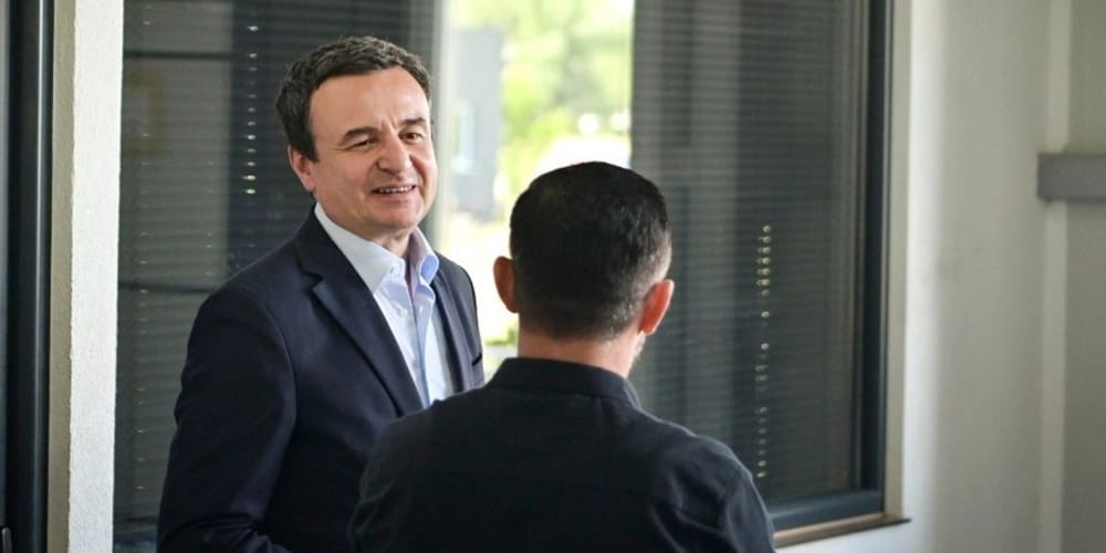 Çfarë kërkon Kurti në Vjenë te kancelari Stocker?
