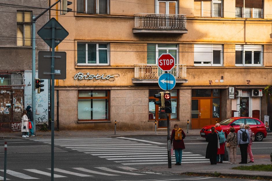 Ferizaj ndryshon rregullat e trafikut në dy rrugë kryesore