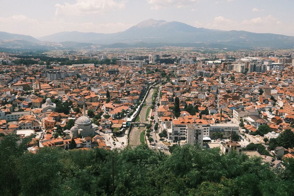 Si ndahen 8 mandatet e Prizrenit mes shumicës e pakicave?