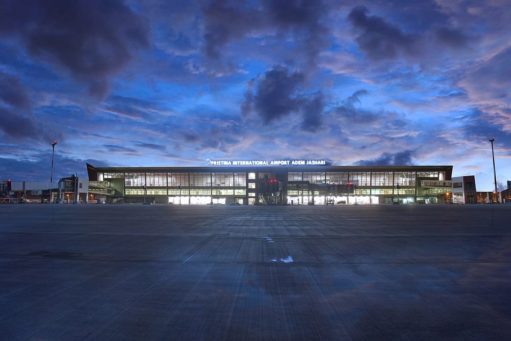 Sa ishin hyrjet në Aeroportin e Prishtinës gjatë fundjavës së zgjedhjeve?