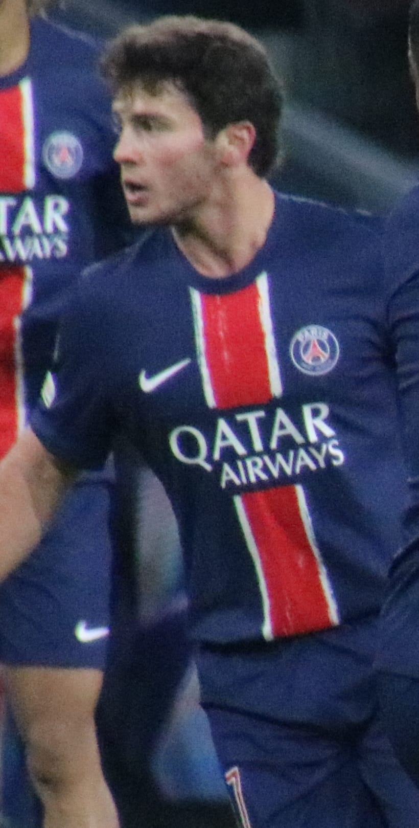 Pse po sulmohet Joao Neves pas fjalëve për Cristiano Ronaldon?