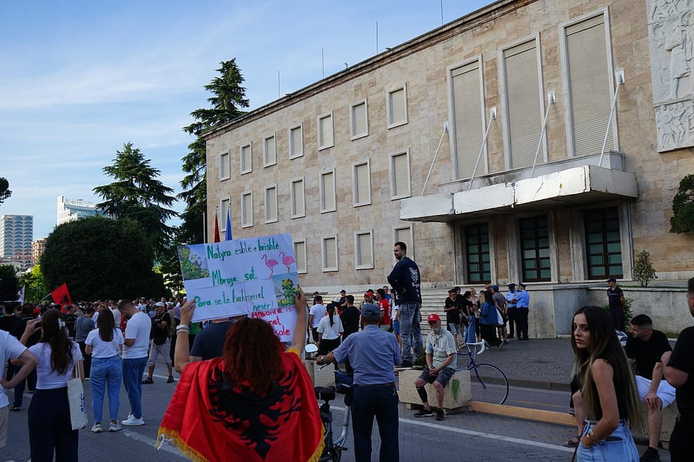 Pse Frrok Çupi e quan protestën e 28 ditëve 'fund të kryesë politike'?